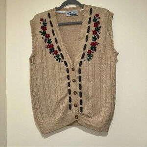 Women’s Vintage Floral Plaid Hand Embroidered Tan  Knitted Buttons Sweater Vest